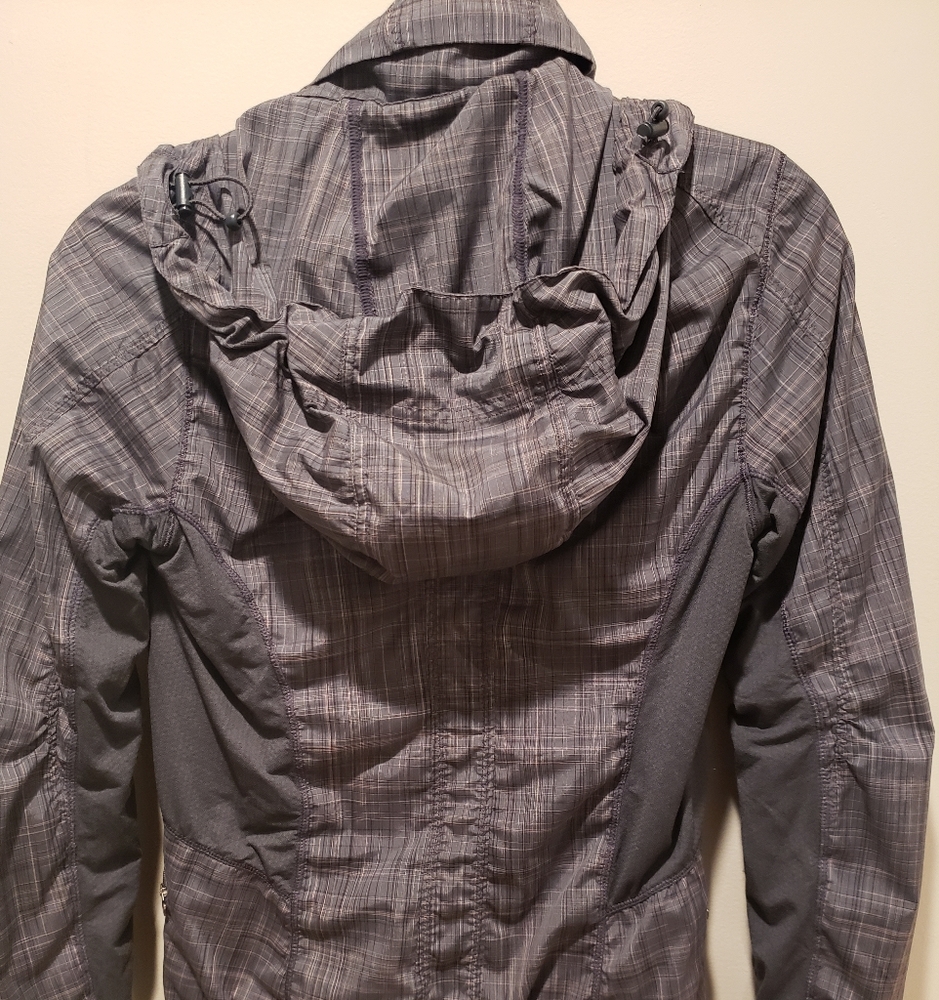 Lululemon Athletica Zip Up with hood - Picture 2 of 4